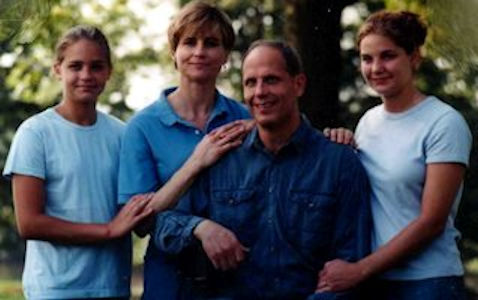 Harold and family in 2000